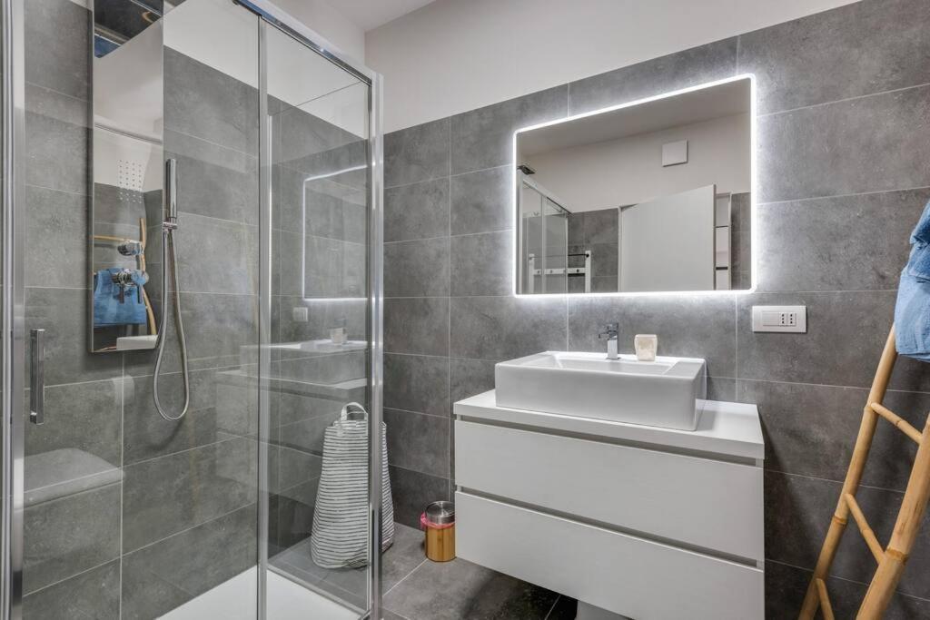 Easylife - Modern And Spacious In Fiera Life * Mailand